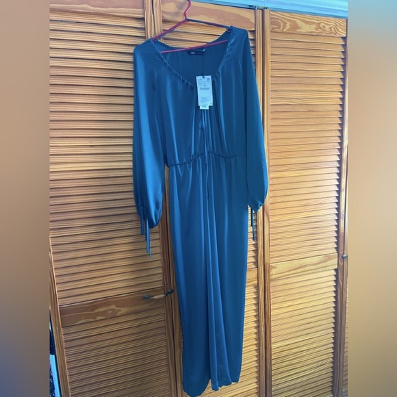 ZARA jumpsuit - Picture 4 of 6